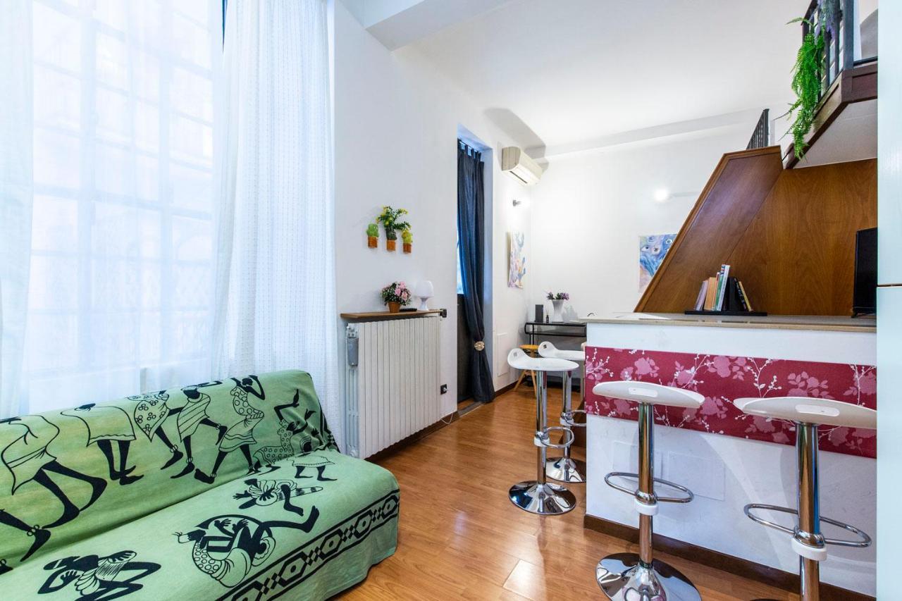 Extensive Terrace Navigli Toy Artistic Apartment ミラノ エクステリア 写真